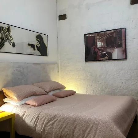 Akasa Di Flock Napoli